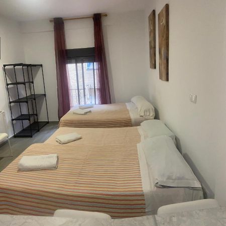 Habitaciones Familiares Con Bano Privado Lf - Sin Ascensor Saragozza Esterno foto