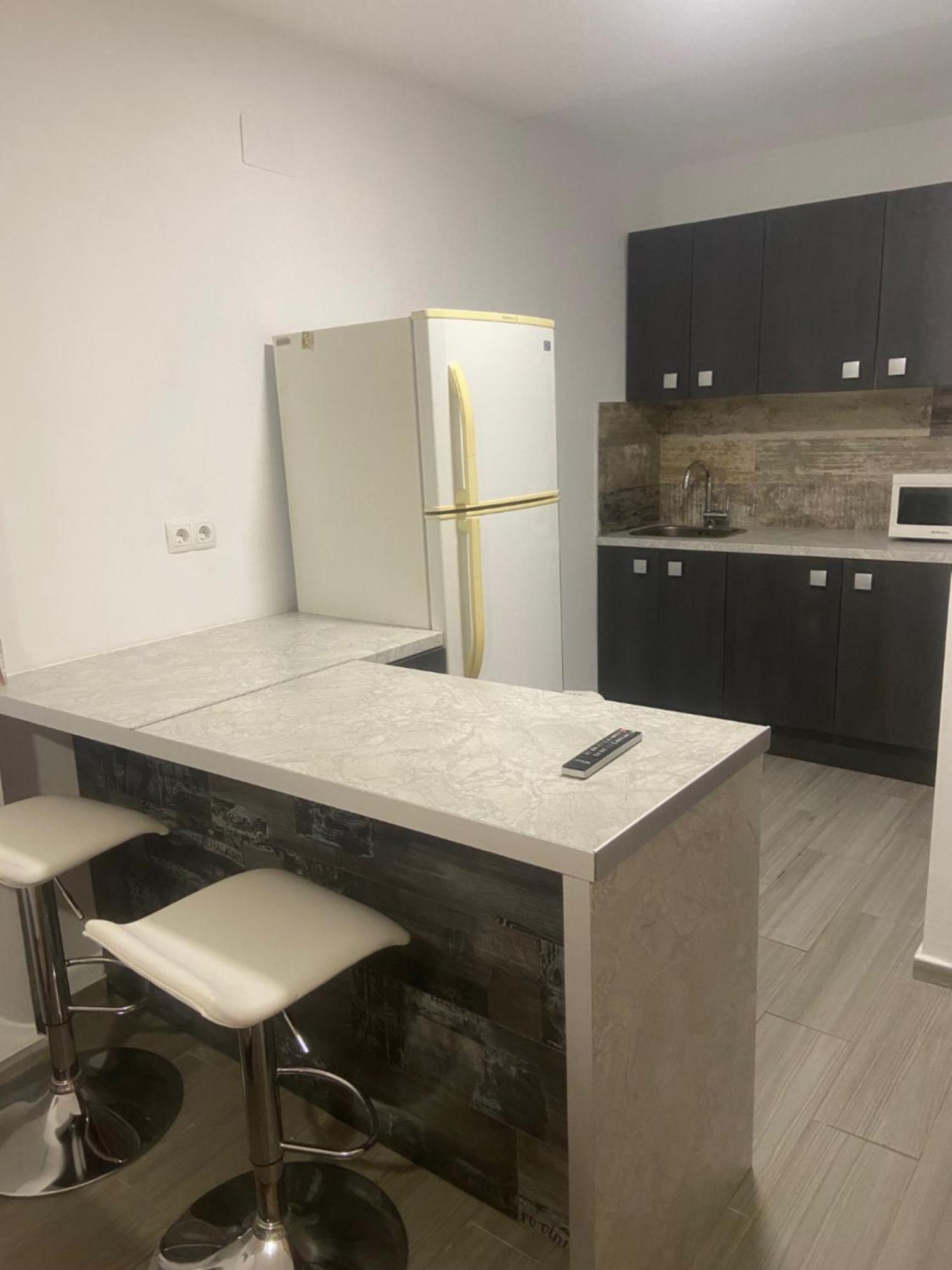 Habitaciones Familiares Con Bano Privado Lf - Sin Ascensor Saragozza Esterno foto